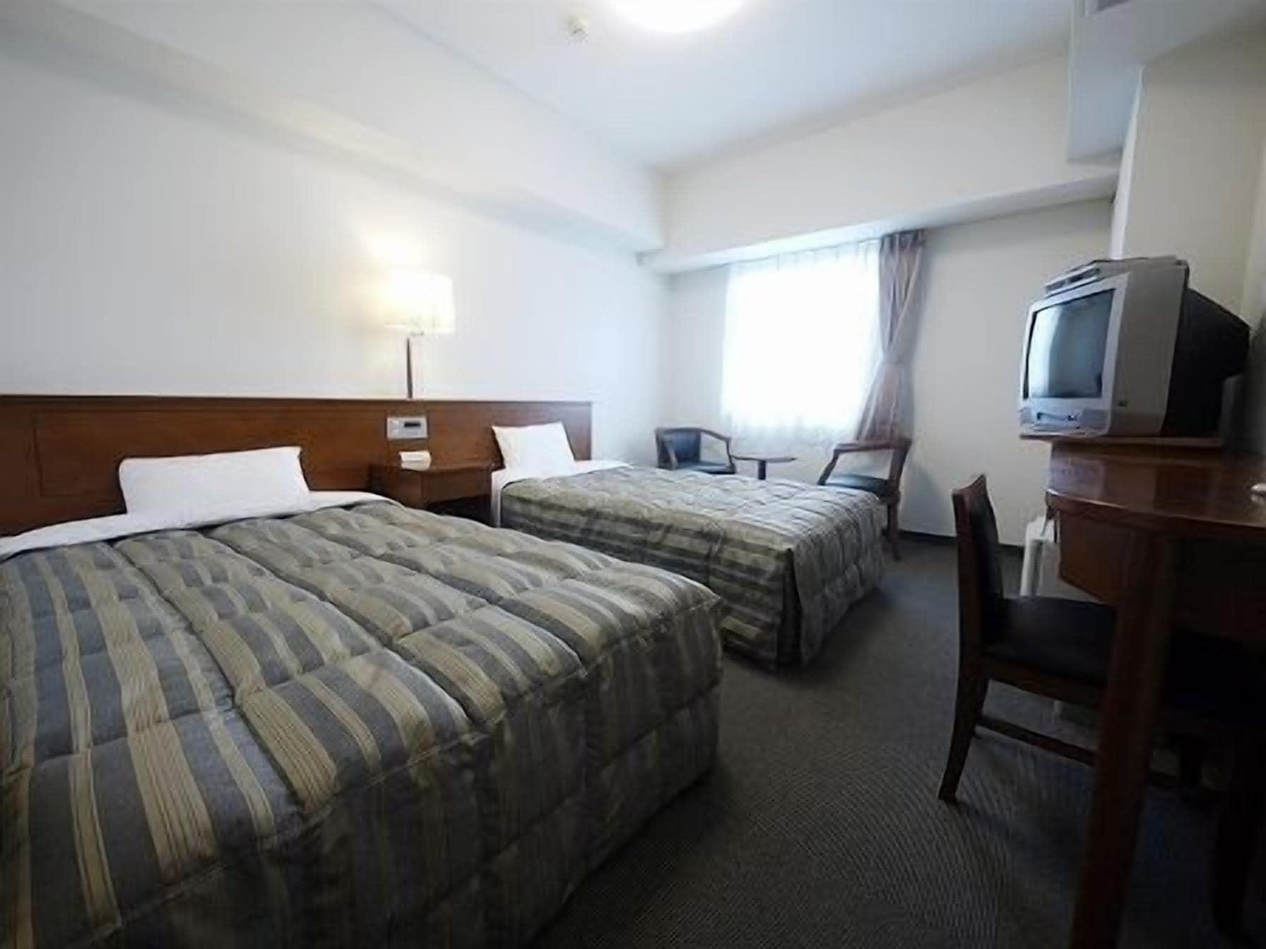 Hotel Route-Inn Mojiko Kitakyushu Buitenkant foto